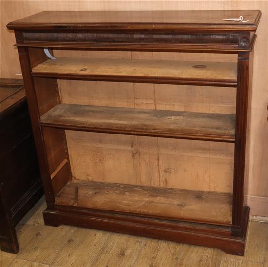 A late Victorian mahogany open bookcase W.106cm